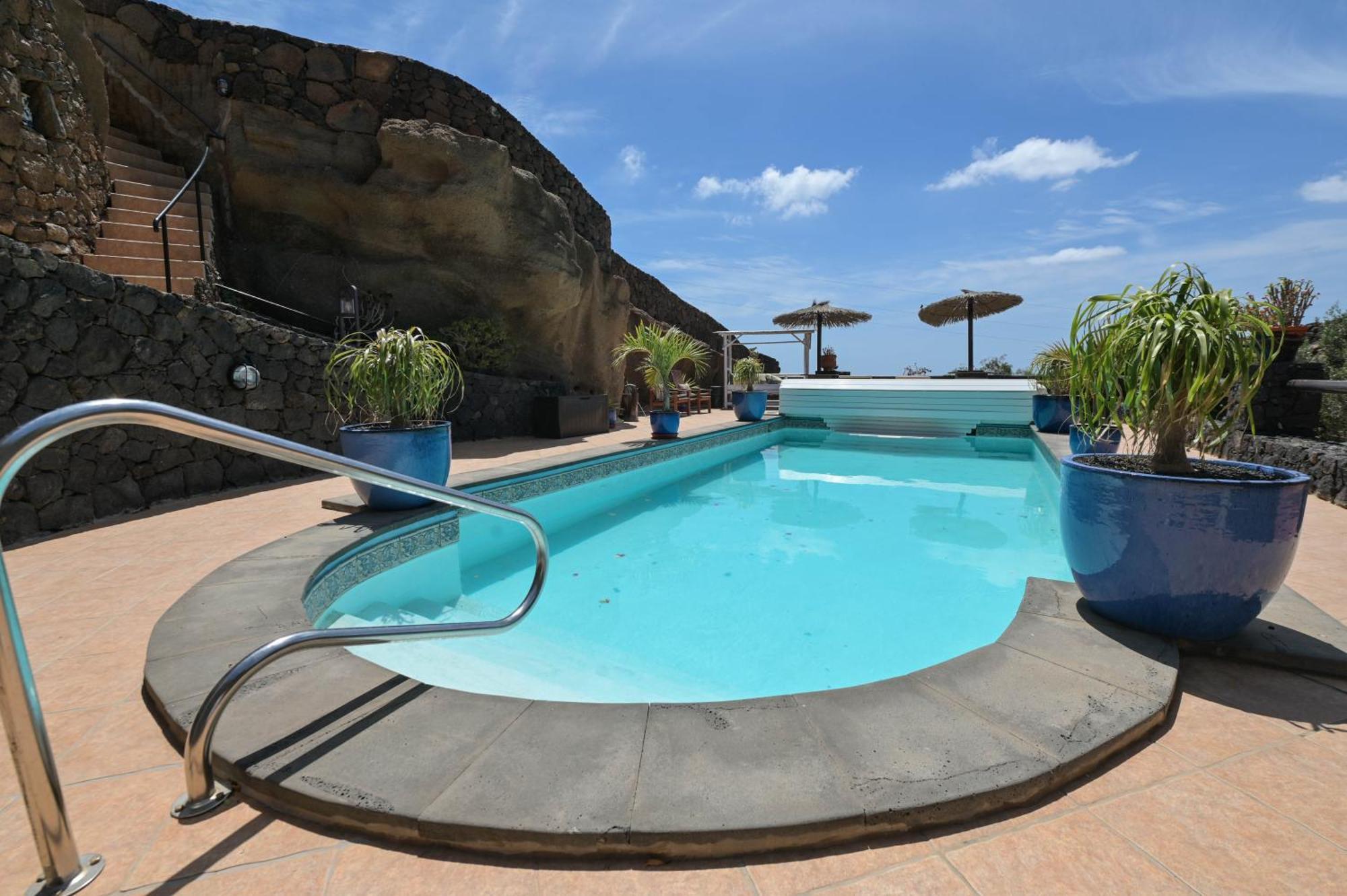 Castillo Lanzarote Villa Bailey - Luxury Villa - Pet Friendly With Heated Pool La Asomada  المظهر الخارجي الصورة